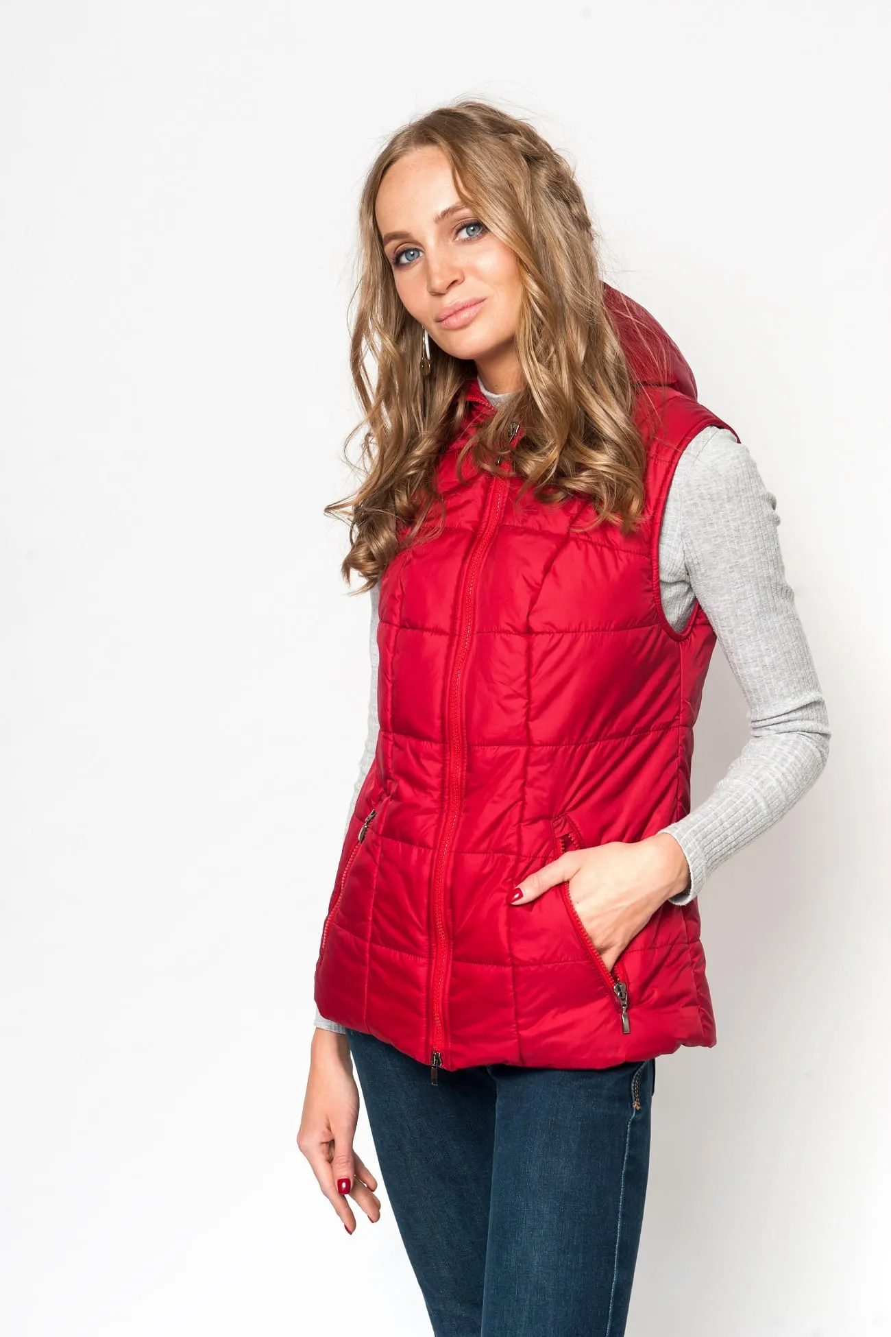 Жилет женский Белла красный темный  (1)-min